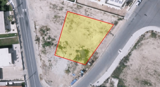 Residential Building Plot for sale in Dromolaxia