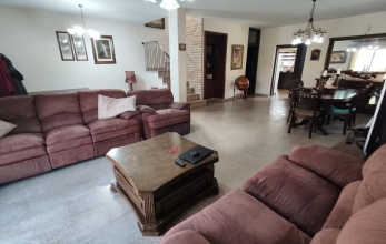 CV2491, Large 4 bedroom house for sale in Kiti village.