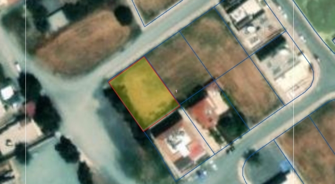Residential builing plot for sale in Pervolia village