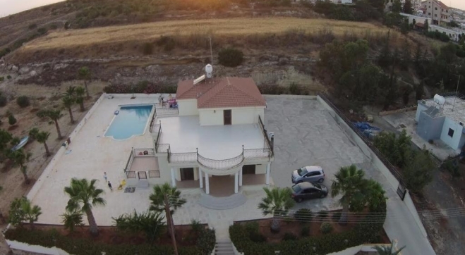 Three bedroom villa for sale in Ormideia