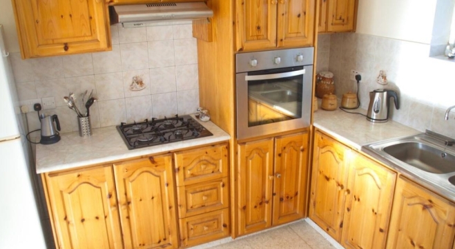 Three bed house with large garden for sale in Kiti