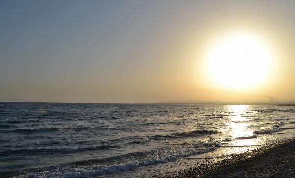 Two bed sea front house for sale in Pervolia Larnaca