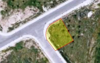 CV741, Half residential building plot for sale in Meneou Larnaca