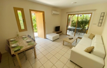 CV810, Three bed house for rent near beach in Meneou