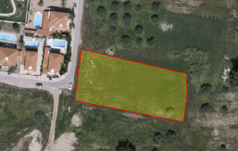 CV883, Residential land in Oroklini